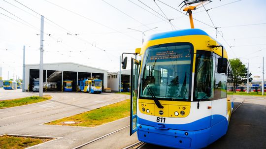 Konečne. V košickej MHD zaplatíte za cestovné v MHD už aj kartou priamo v autobuse