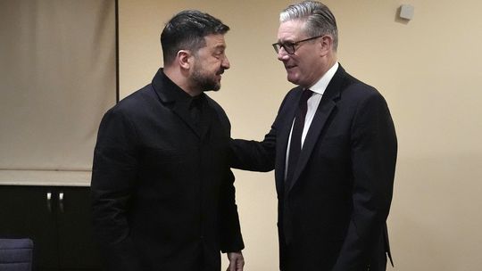 Británia pritvrdzuje: Ukrajine dodá obohatený urán, Rusku chystá ďalší úder
