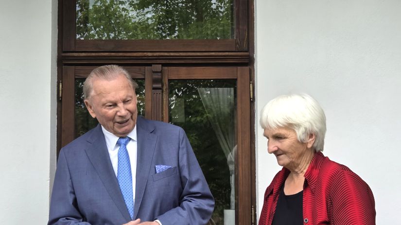 Prezident Rudolf Schuster navštívil dom v obci...