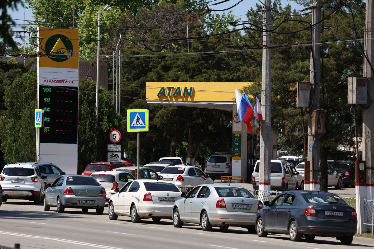 Russia Crimea Fuel Crisis