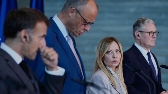 „Ukrajina zostáva silná, Európa neochabuje.“ Veľká päťka NATO sa zomkla v Berlíne, Putinovi posiela jasný signál