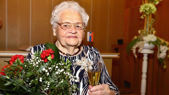 Má sto rokov, no pamätá si viac ako kroniky. Pani Mariška je živou legendou
