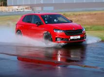 ADAC: Test ‘malých’ celoročných...