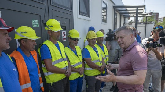 fico horúčavy diaľnica robotníci D2 vysoké teploty práca