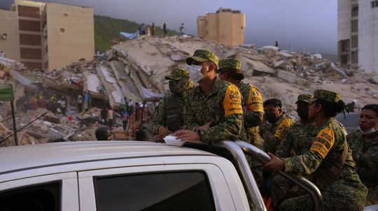 Nezvestných je takmer 69-tisíc ľudí. Po zemetraseniach prišli do Venezuely tisíce záchranárov vrátane Slovákov