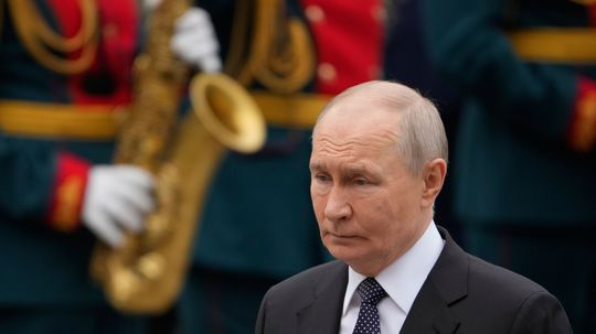 Putin: Buď bude Rusko silné, alebo prestane existovať