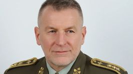 Generálporučík Miroslav Hlaváč, náčelník...