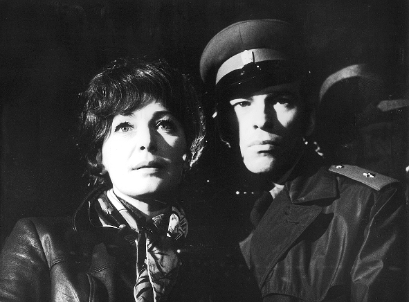 Na kolejích čeká vrah