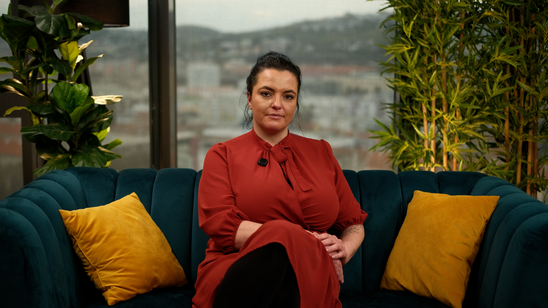 Žijeme vo veľkom dome, ale odkedy sa ku nám nasťahovala mama, zhoršili sa vzťahy s manželom. Dať prednosť rodičovi alebo mužovi?
